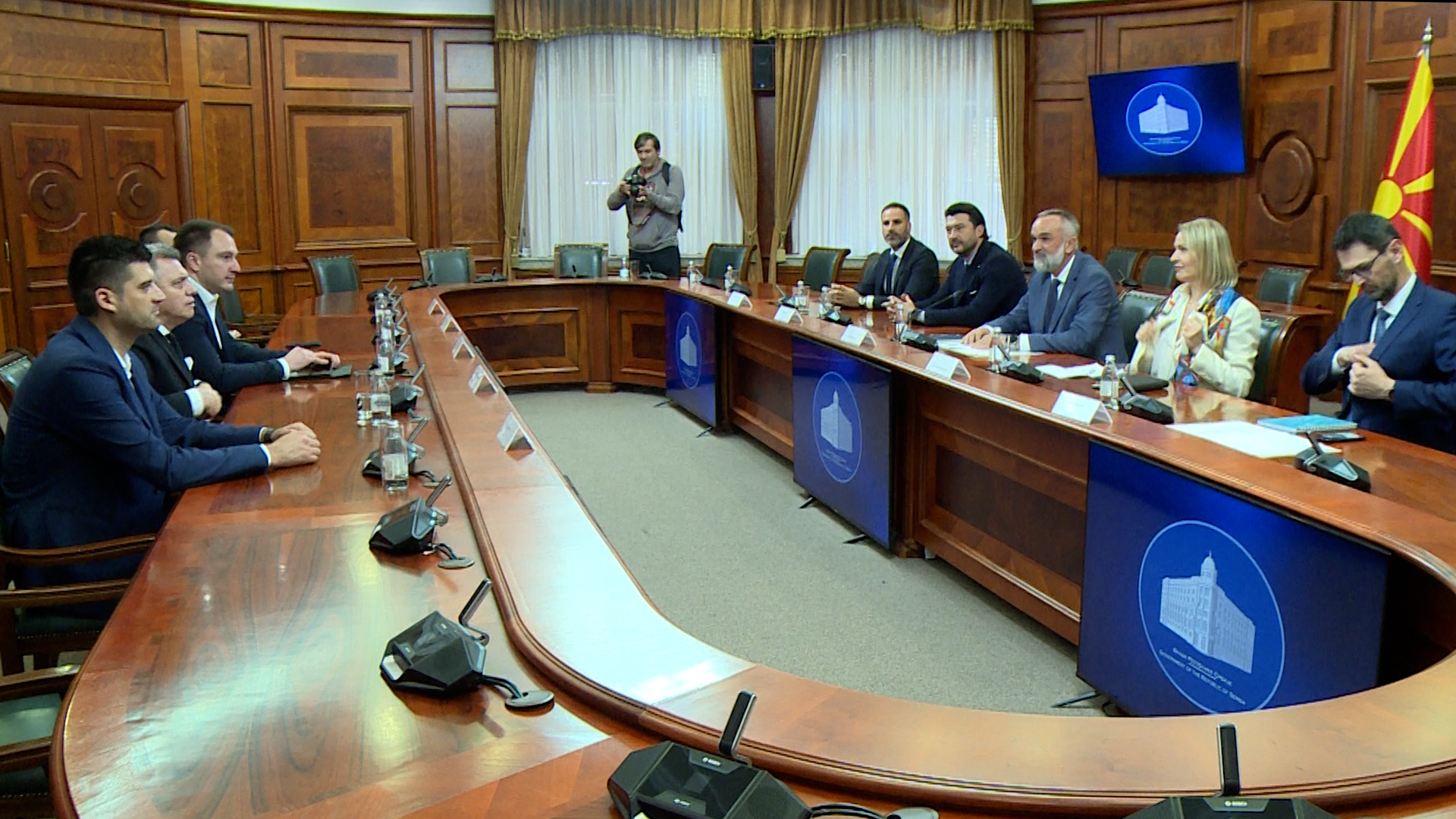 Beograd, drzavni sekretar Ministarstva informisanja i telekomunikacija Slavisa Antic sastao se sa ministrom za digitalnu transformaciju Republike Severne Makedonije Stefanom Andanovskim, pokrivanje Beograd, drzavni sekretar Ministarstva informisanja i telekomunikacija Slavisa Antic sastao se sa ministrom za digitalnu transformaciju Republike Severne Makedonije Stefanom Andanovskim, pokrivanje